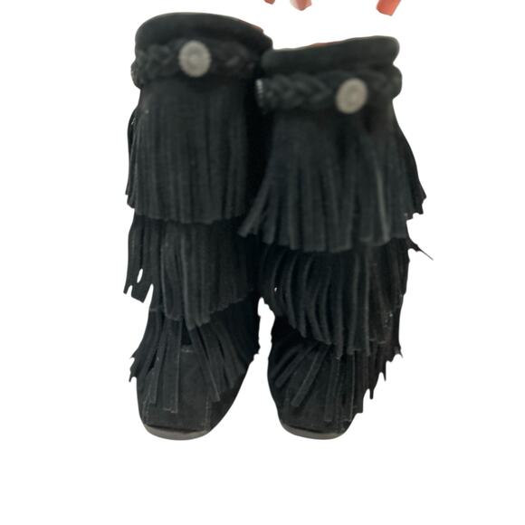 Minnetonka Triple Tiered Fringe Boots Girls Sz 4 Suede Western Moccasin Cowgirl - Picture 3 of 8